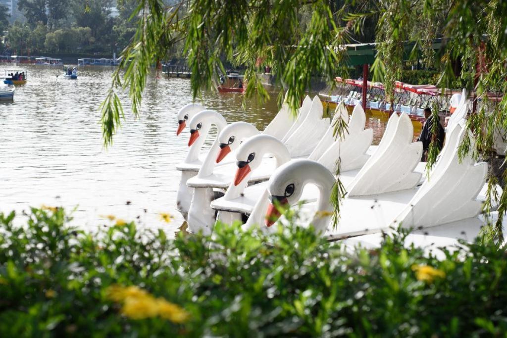 โรงแรม ซิตี้ ทราเวิล Baguio City ภายนอก รูปภาพ