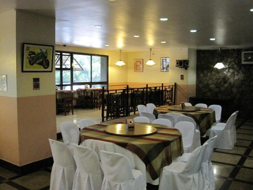 โรงแรม ซิตี้ ทราเวิล Baguio City ภายนอก รูปภาพ